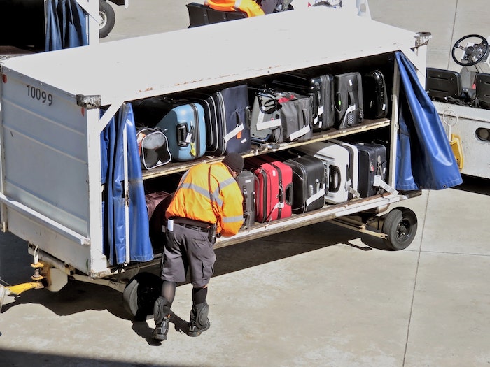 バックパックの預け荷物